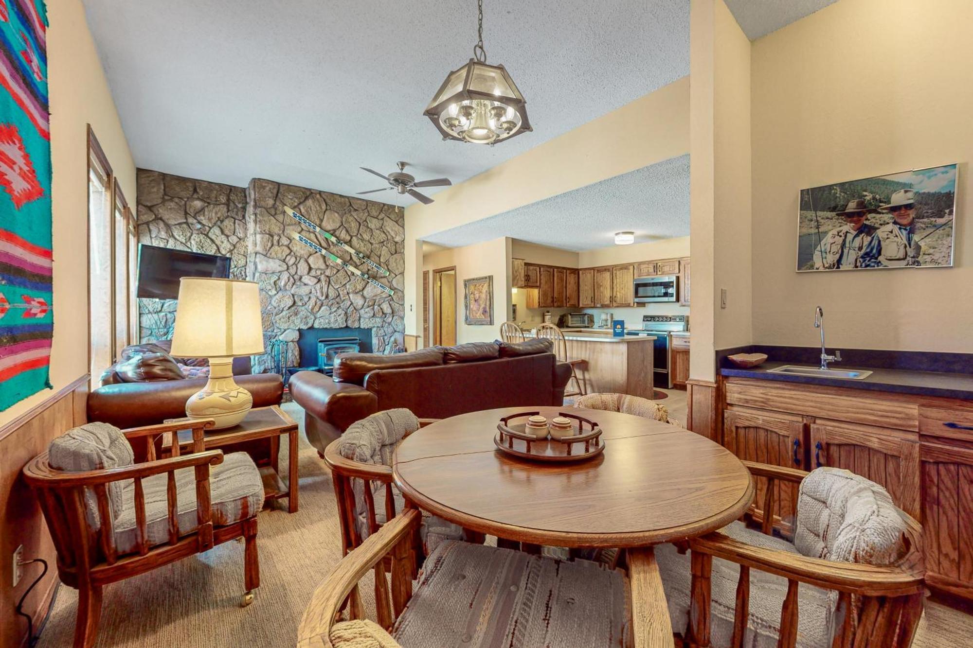 Gold Creek 208 Apartment Ейнджъл Файър Екстериор снимка